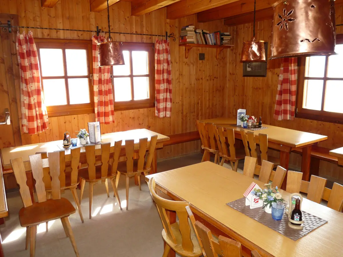 Gastraum Vernagthütte | © DAV Wuerzburg