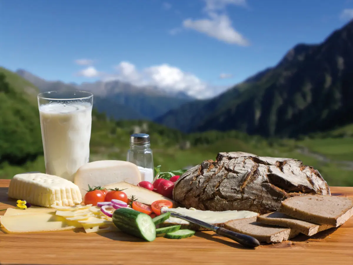 Speisen Vernagthütte | © DAV Wuerzburg